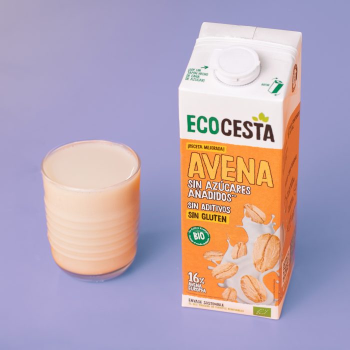 Nuestra bebida vegetal de avena ahora sin gluten: una receta mejorada para todos