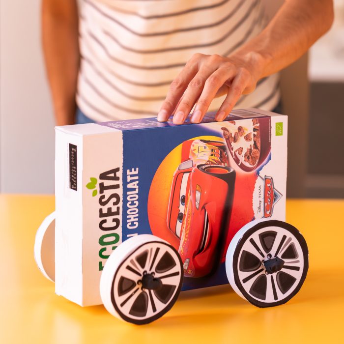 Construye un coche con nuestra caja de cereales